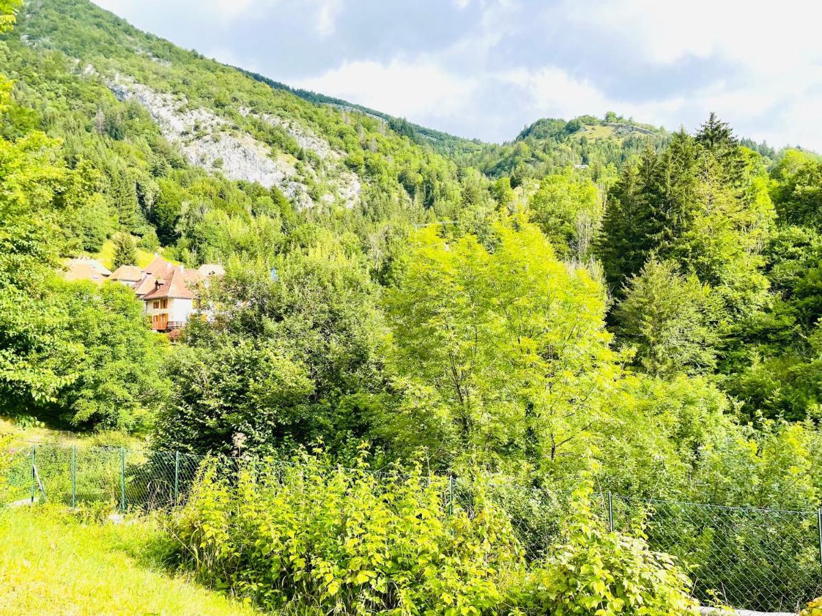 Saint-Pierre-d'Entremont La Sabaudiaアパートメント エクステリア 写真